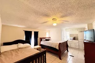 1009 Ben Dr, Cleburne, TX 76031 - Photo 6