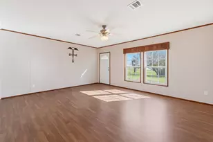 1409 South Dr, Venus, TX 76084 - Photo 6