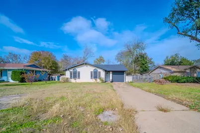 203 Leighton Drive, Terrell, TX 75160 - Photo 2