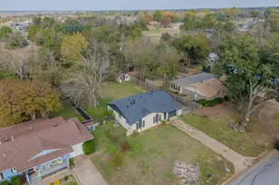 203 Leighton Dr, Terrell, TX 75160 - Photo 4