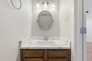 112 Churchill Ln, Euless, TX 76039 - Photo 14