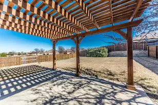 2806 Quarter Horse Ln, Celina, TX 75009 - Photo 18