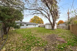 753 Cullum Ave, Hurst, TX 76053 - Photo 24