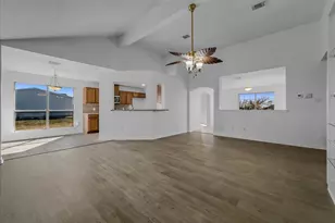 1101 Savanh St, Venus, TX 76084 - Photo 4