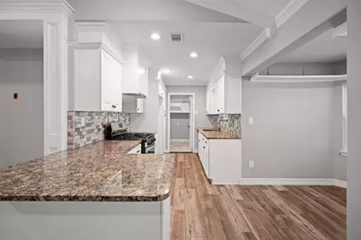 710 W Harwood Road, Euless, TX 76039 - Photo 6