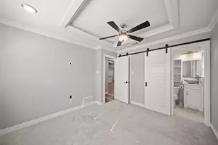 710 W Harwood Rd, Euless, TX 76039 - Photo 16