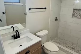 3122 Centennial Dr, Garland, TX 75042 - Photo 4