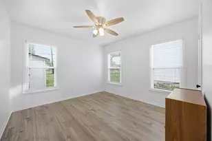 5025 Stephanie Dr, Haltom City, TX 76117 - Photo 16