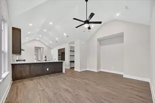 723 Sagebrush Trl, Sherman, TX 75092 - Photo 6