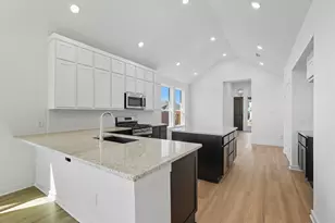 723 Sagebrush Trl, Sherman, TX 75092 - Photo 4