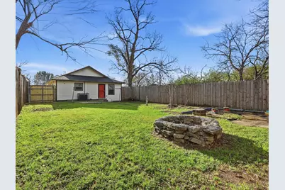 1309 Pennsylvania Avenue, Dallas, TX 75215 - Photo 32