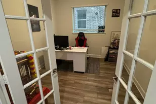 8628 Spindletop Dr, Fort Worth, TX 76120 - Photo 4