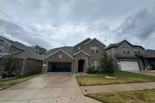 8628 Spindletop Dr, Fort Worth, TX 76120 - Photo 1