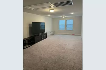 8628 Spindletop Drive, Fort Worth, TX 76120 - Photo 16