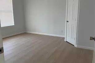 404 W Elm St, Whitewright, TX 75491 - Photo 4