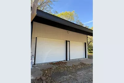 404 W Elm Street, Whitewright, TX 75491 - Photo 2