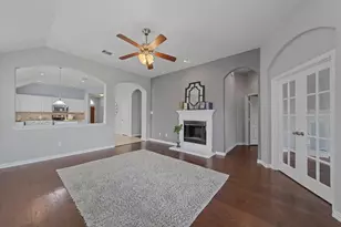 11913 Summer Springs Dr, Frisco, TX 75036 - Photo 10