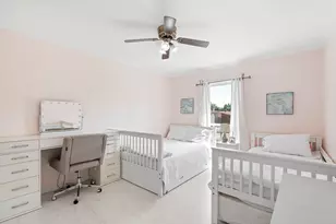 3910 Acorn Green Dr, Garland, TX 75043 - Photo 10