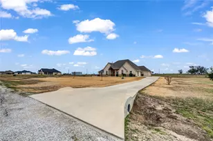 2011 Perkins Ln, Weatherford, TX 76088 - Photo 40