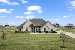 2011 Perkins Ln, Weatherford, TX 76088 - Photo 2