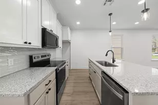 1610 N 6th St, Waco, TX 76707 - Photo 6