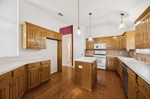 821 Willow Ct, Saginaw, TX 76179 - Photo 18