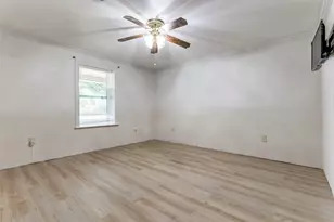 1590 Farm Rd 2352, Sumner, TX 75486 - Photo 14