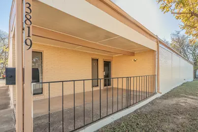 3819 McCart Avenue, Fort Worth, TX 76110 - Photo 2