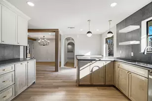 615 38th St SE, Paris, TX 75462 - Photo 10