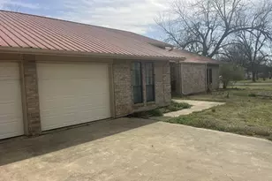 203 1st NE, Detroit, TX 75436 - Photo 2