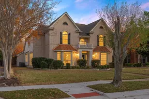 2524 Sir Turquin Ln, Lewisville, TX 75056 - Photo 2