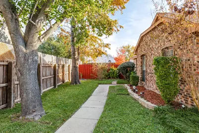 2709 Deer Creek Court, Garland, TX 75040 - Photo 22