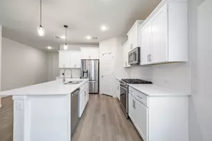 538 Cherry Hills Rd, Red Oak, TX 75154 - Photo 10