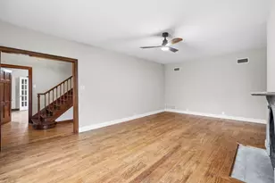 1102 N Preston St, Ennis, TX 75119 - Photo 8