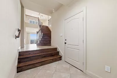 563 Rockingham Drive, Irving, TX 75063 - Photo 4