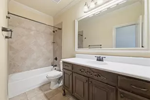 563 Rockingham Dr, Irving, TX 75063 - Photo 10