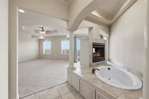 563 Rockingham Dr, Irving, TX 75063 - Photo 30