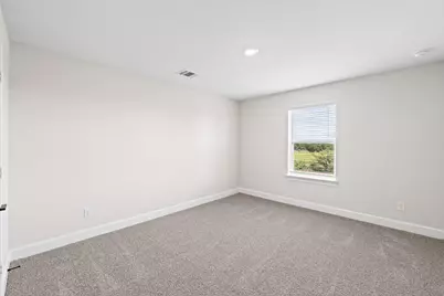 325 Southaven Boulevard, Hutchins, TX 75141 - Photo 6