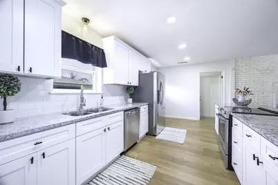 529 Summit Drive, Richardson, TX 75081 - Photo 6