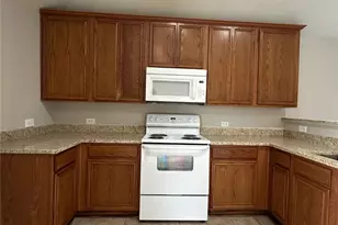 1249 Round Pen Run, Fort Worth, TX 76052 - Photo 4