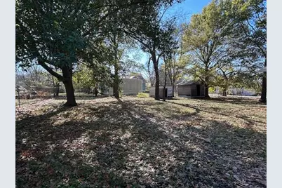 415 W Walnut Street, Whitewright, TX 75491 - Photo 36