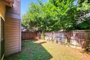 1433 Palmnold Cir W, Fort Worth, TX 76120 - Photo 10