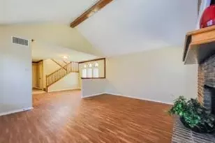 1433 Palmnold Cir W, Fort Worth, TX 76120 - Photo 2