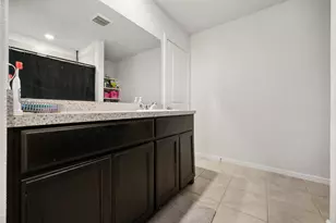 10446 Ft Clark Trl, Crowley, TX 76036 - Photo 12