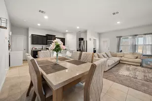 10446 Ft Clark Trl, Crowley, TX 76036 - Photo 4