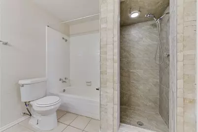 6423 Rising Meadow Drive, Arlington, TX 76018 - Photo 14