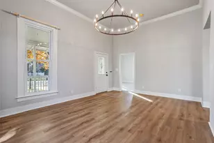 217 W Hull St, Denison, TX 75020 - Photo 2