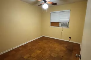 6525 Truman Dr, Fort Worth, TX 76112 - Photo 10