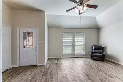 3301 Hiawatha Trail, Lake Worth, TX 76135 - Photo 6