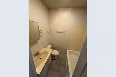 709 Grape Street #D, Abilene, TX 79601 - Photo 4